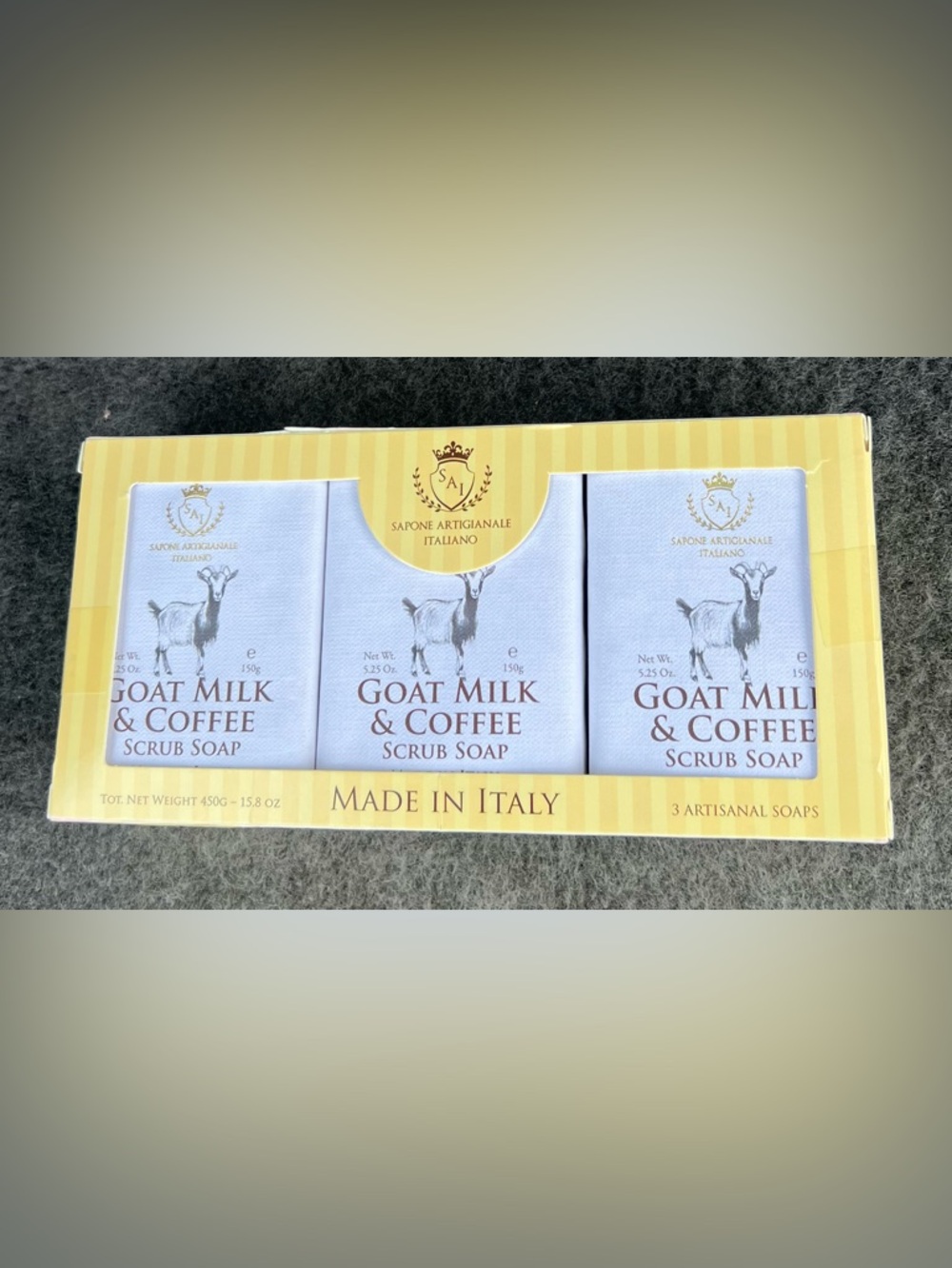 Sapone Artigianale Italiano Goat Milk & Coffee Scrub Soap. 3 artisanal soaps.